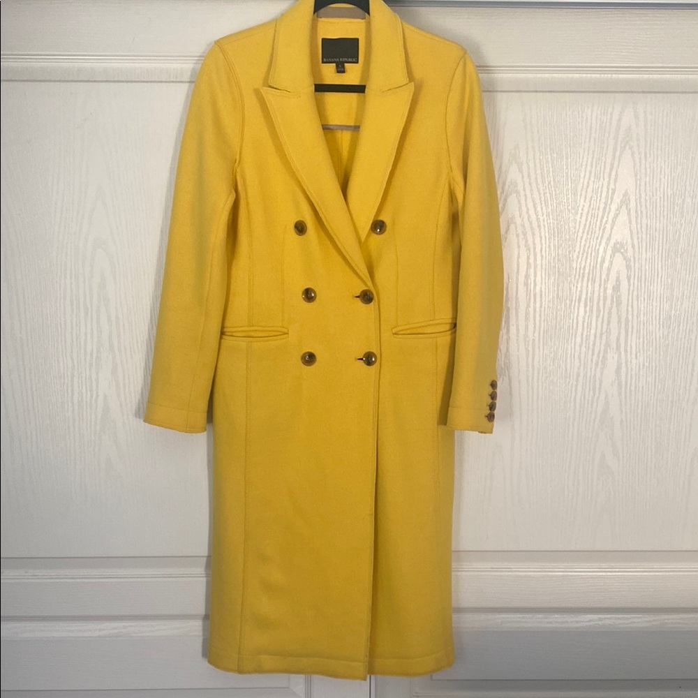 BANANA REPUBLIC- Yellow Double-Breasted Coat